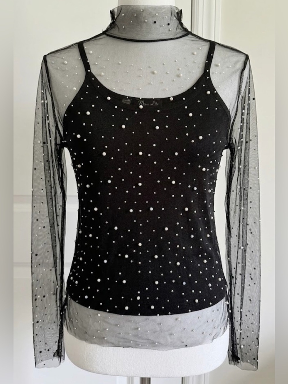 NEW Women’s Embellished Sheer Top Size Small